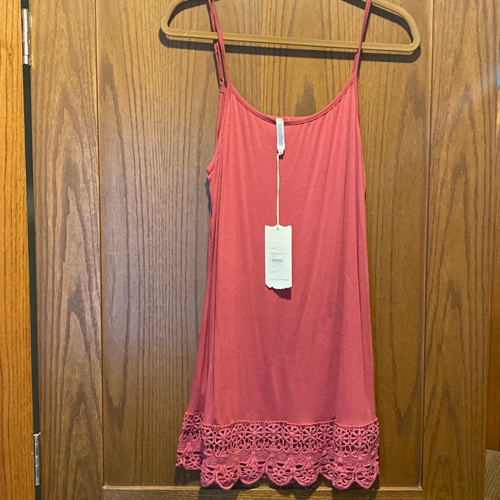 Monoreno dark Punk Embroidered cami Long Medium